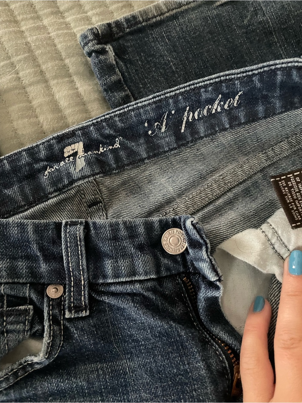 7FAMK Women's Dark Wash Bootcut Jeans - Picture 3 of 4